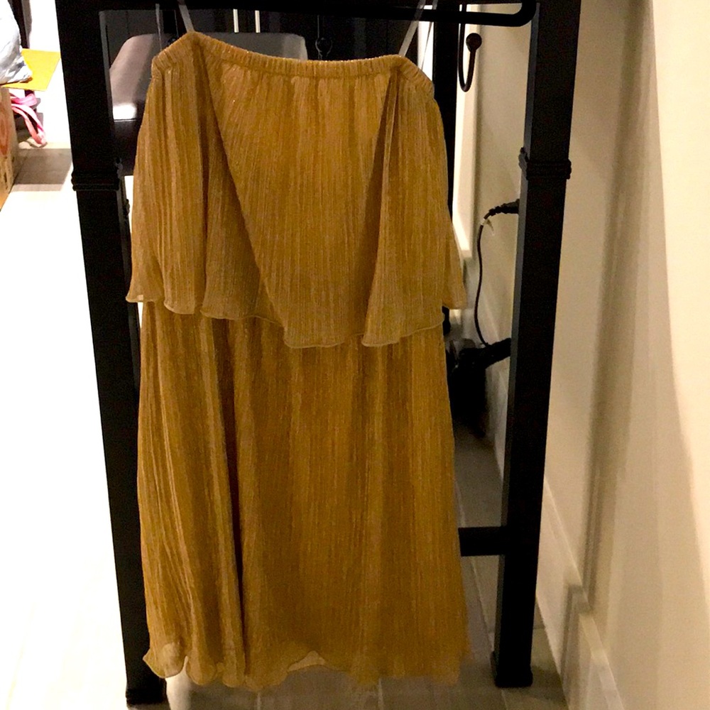 Knee length gold party dress